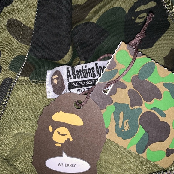 Bape shark hoodie - Picture 3 of 5
